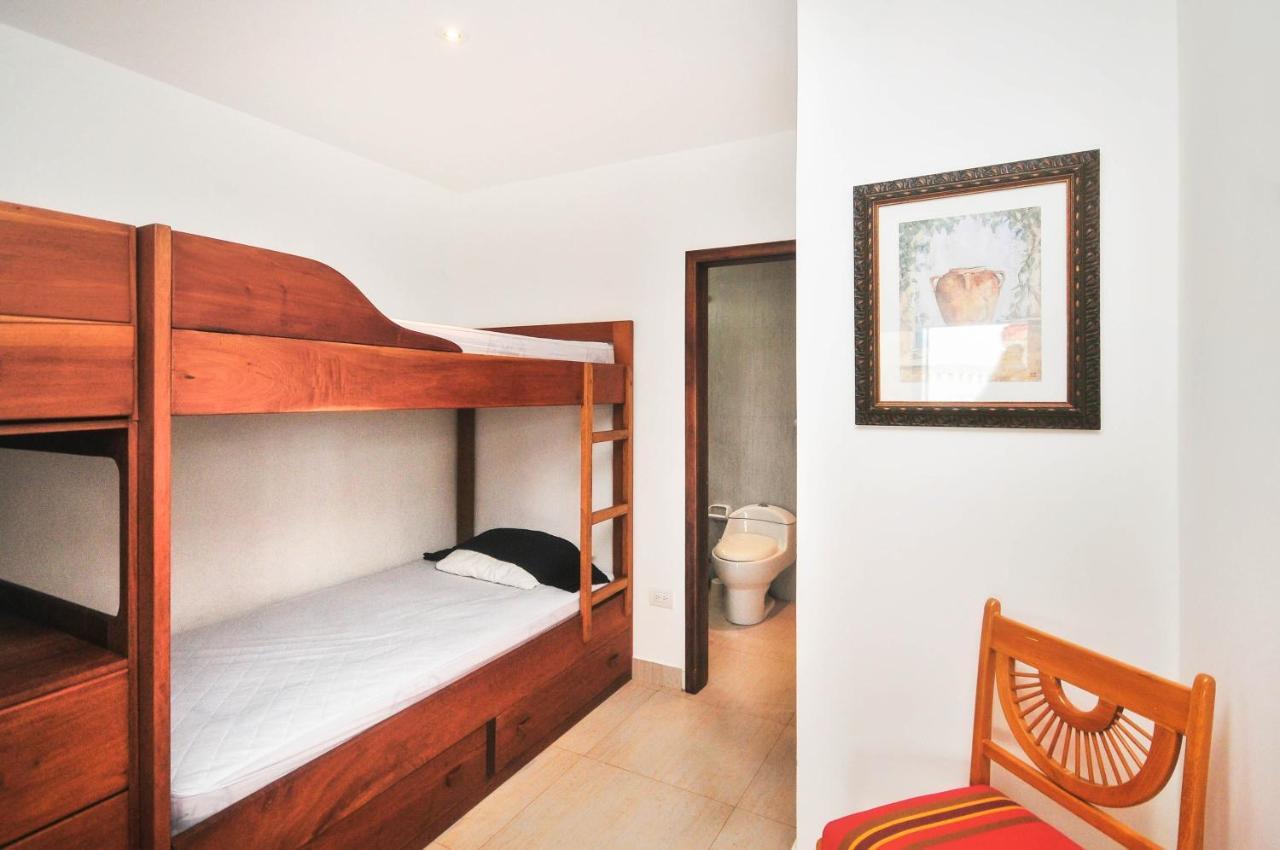 Sunset Gardens Villa Olon Bagian luar foto