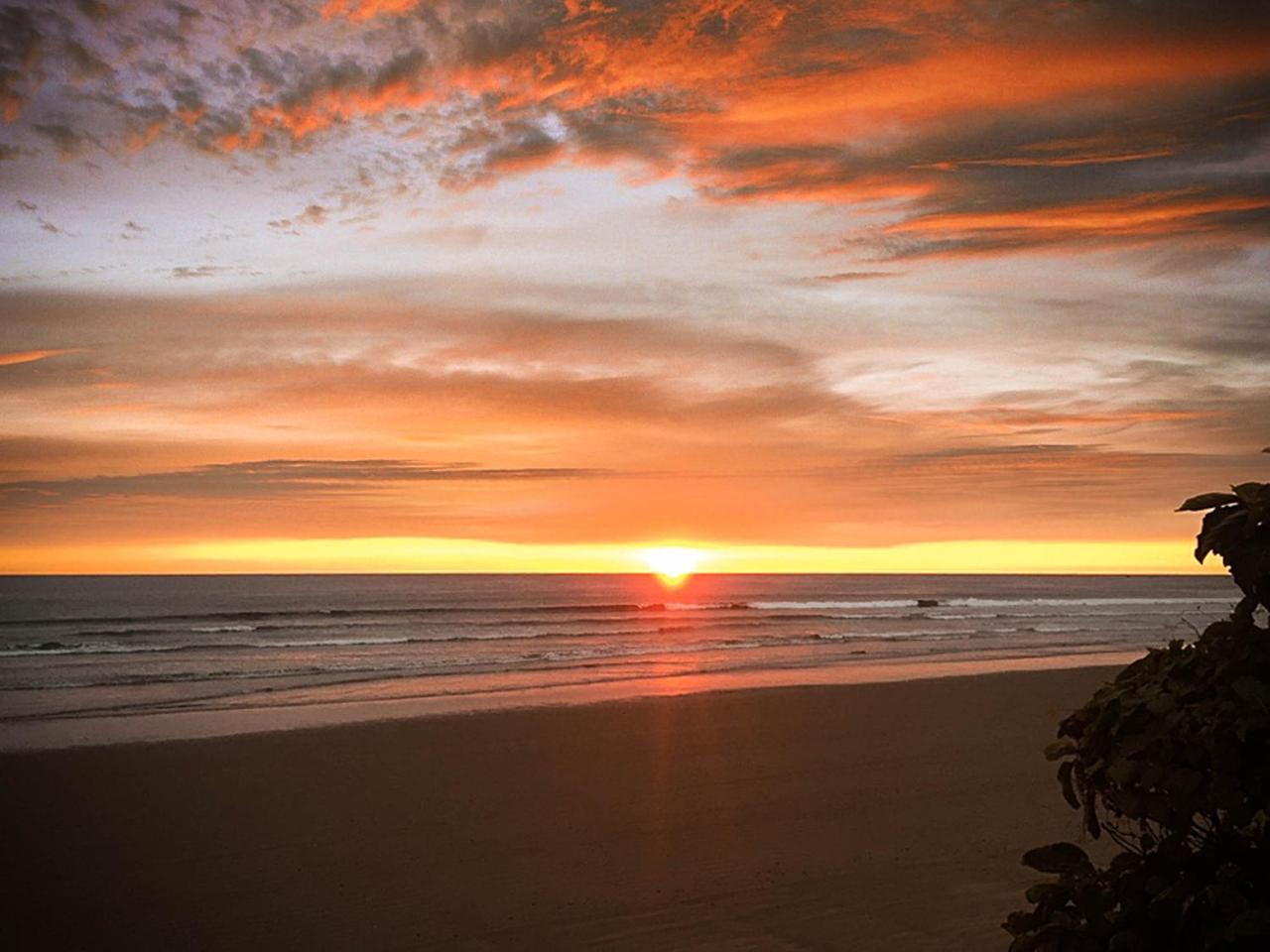 Sunset Gardens Villa Olon Bagian luar foto
