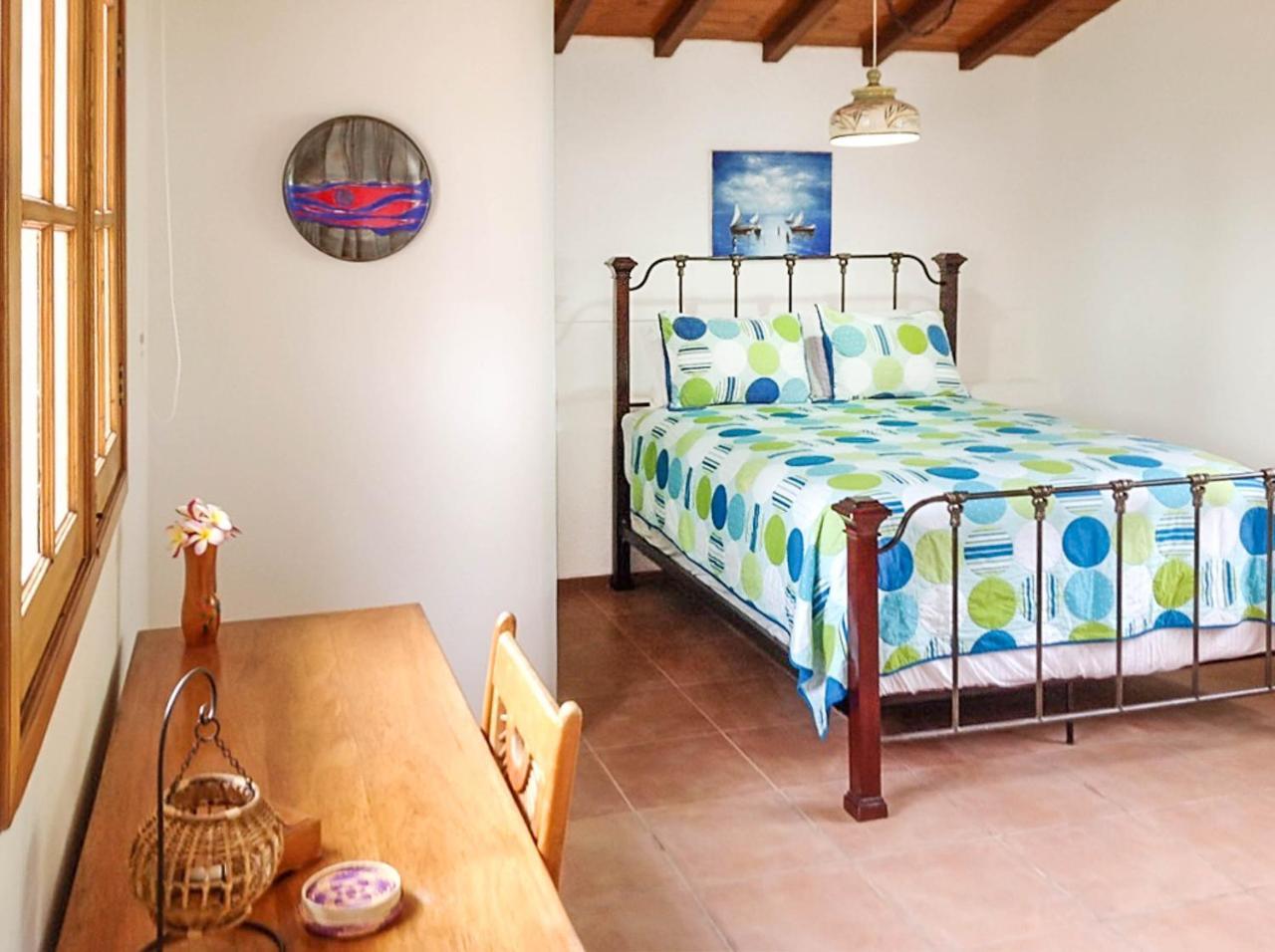 Sunset Gardens Villa Olon Bagian luar foto